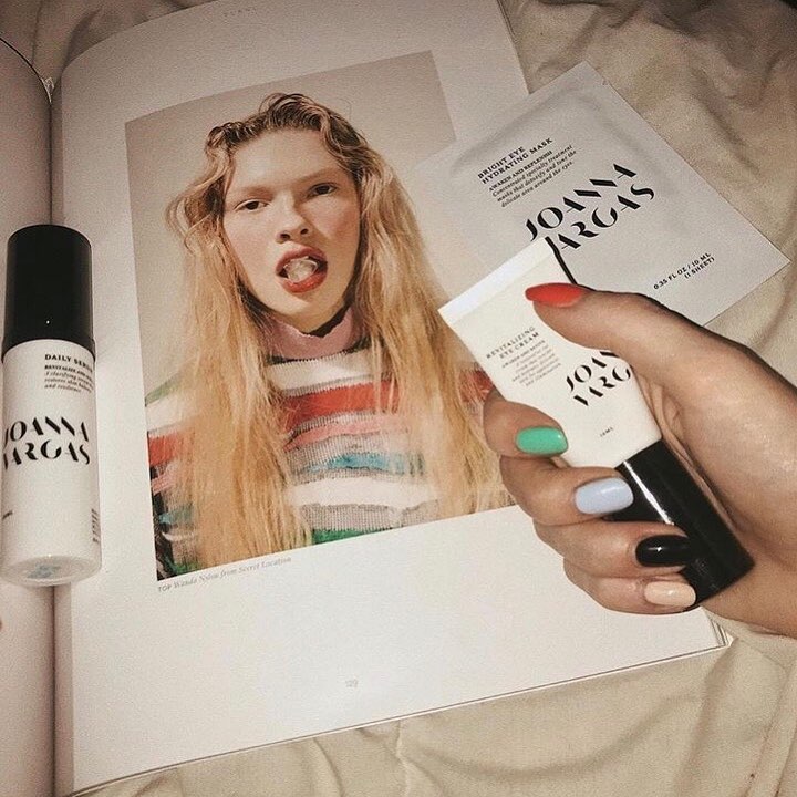 Achieve a Balanced Complexion: The Best Skincare Treatments and Facials for Oily Skin - Joanna Vargas