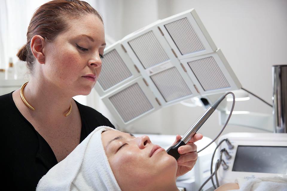 How To Boost Collagen By Almost 20% With Radio Frequency - Joanna Vargas