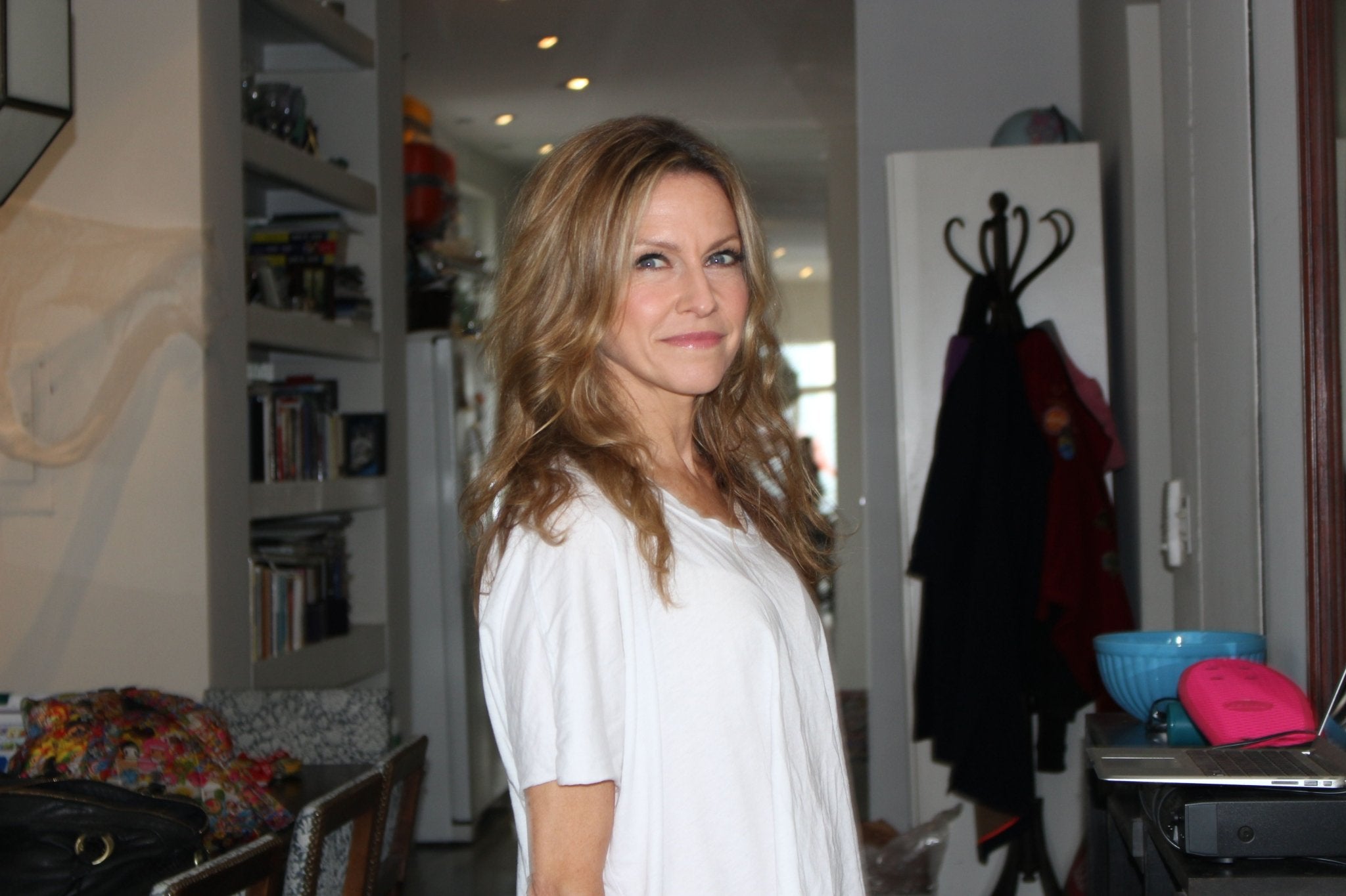 How To Temporarily Reduce the Appearance of Your Wrinkles - Joanna Vargas