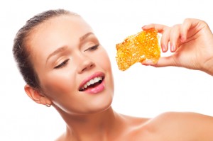 5 Beauty And Skincare Uses for Honey