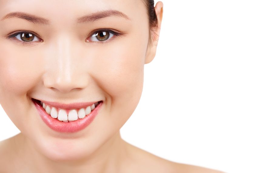 Tips on How To Make Your Face Look Thinner; Reduce Bloating And Instant Face-Tightening Effects