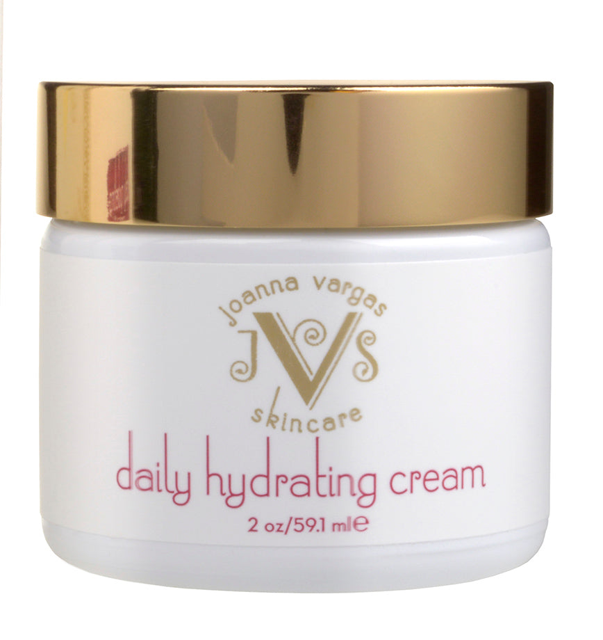Moisturize Your Skin for More Youthful, Smooth And Radiant Skin