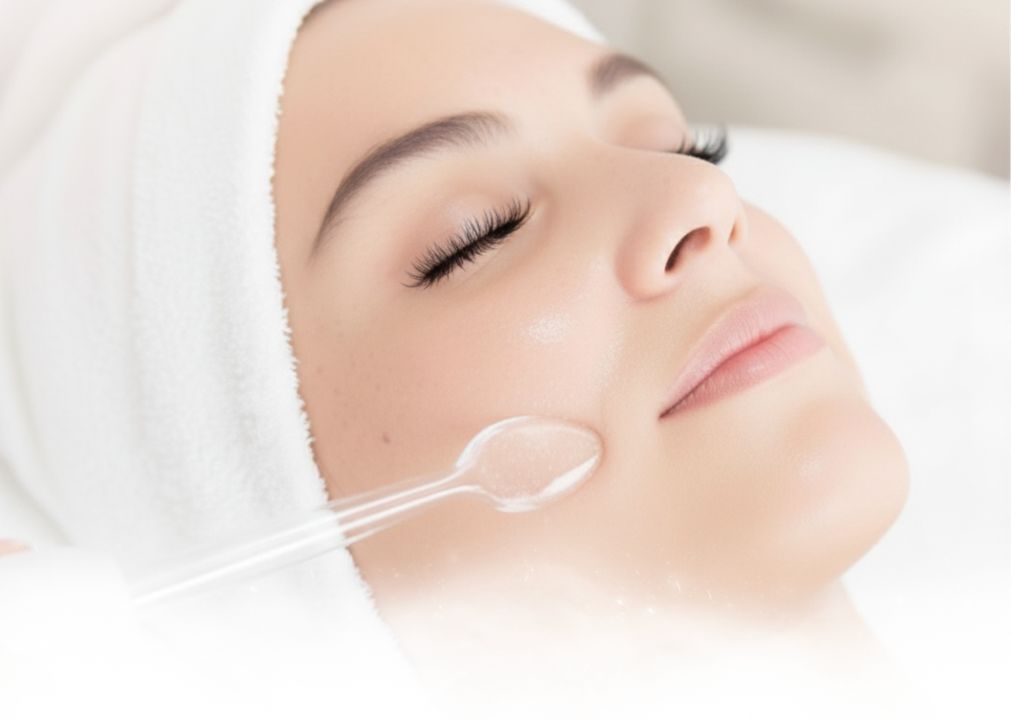 Choosing Your Glow: Oxygen Facial vs. Microdermabrasion