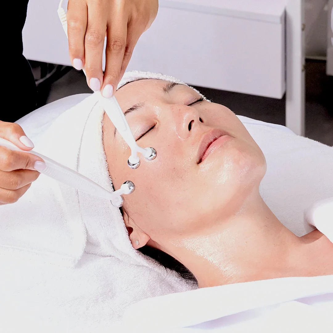 The Power of Microcurrent at Joanna Vargas: Sculpt, Lift, Glow!