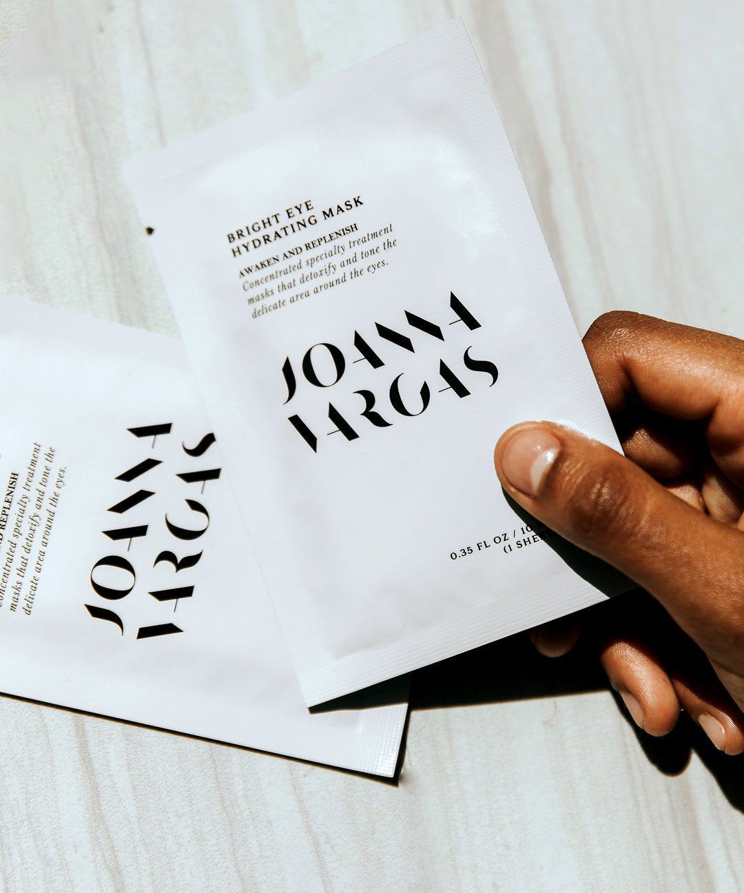 Bright Eye Hydrating Mask Moisturizing and Brightening Under Eye Pat Joanna Vargas